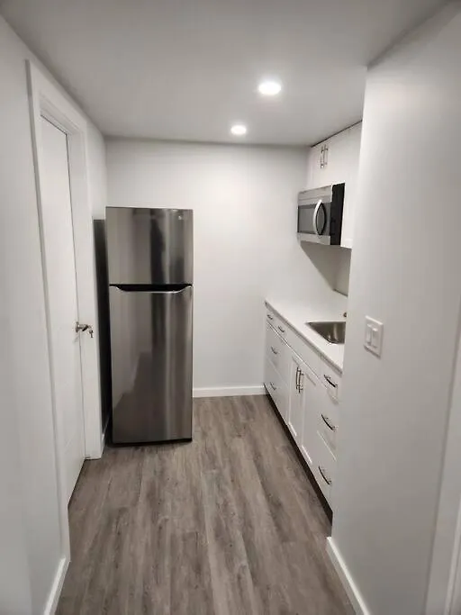 A Modern & Homely 1 Bedroom Suite Winnipeg